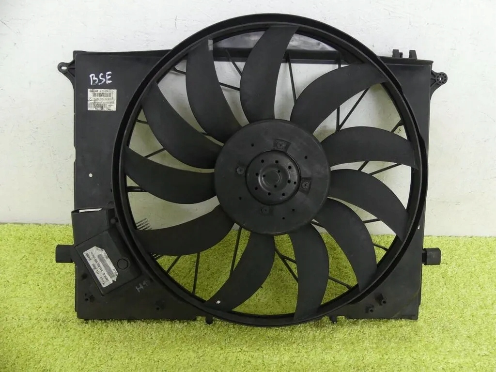 2205000293 - Вентилятор радіатора Mercedes S W220 850WAT 3.2 CDI