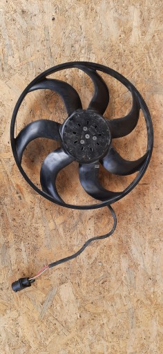 Вентилятор радіатора VW Audi SkodaSeat 5Q0121203DE