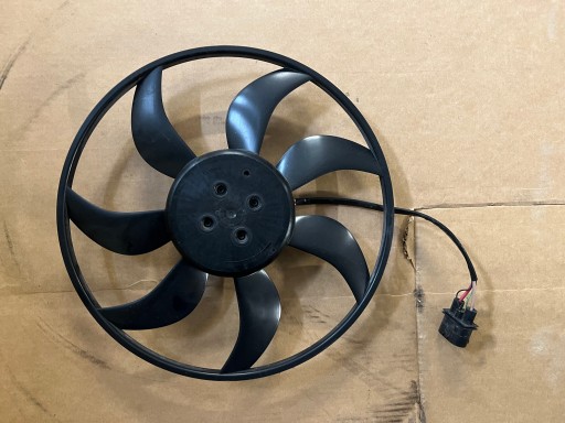 Вентилятор радіатора VW GOLF VII 5Q0959455AR