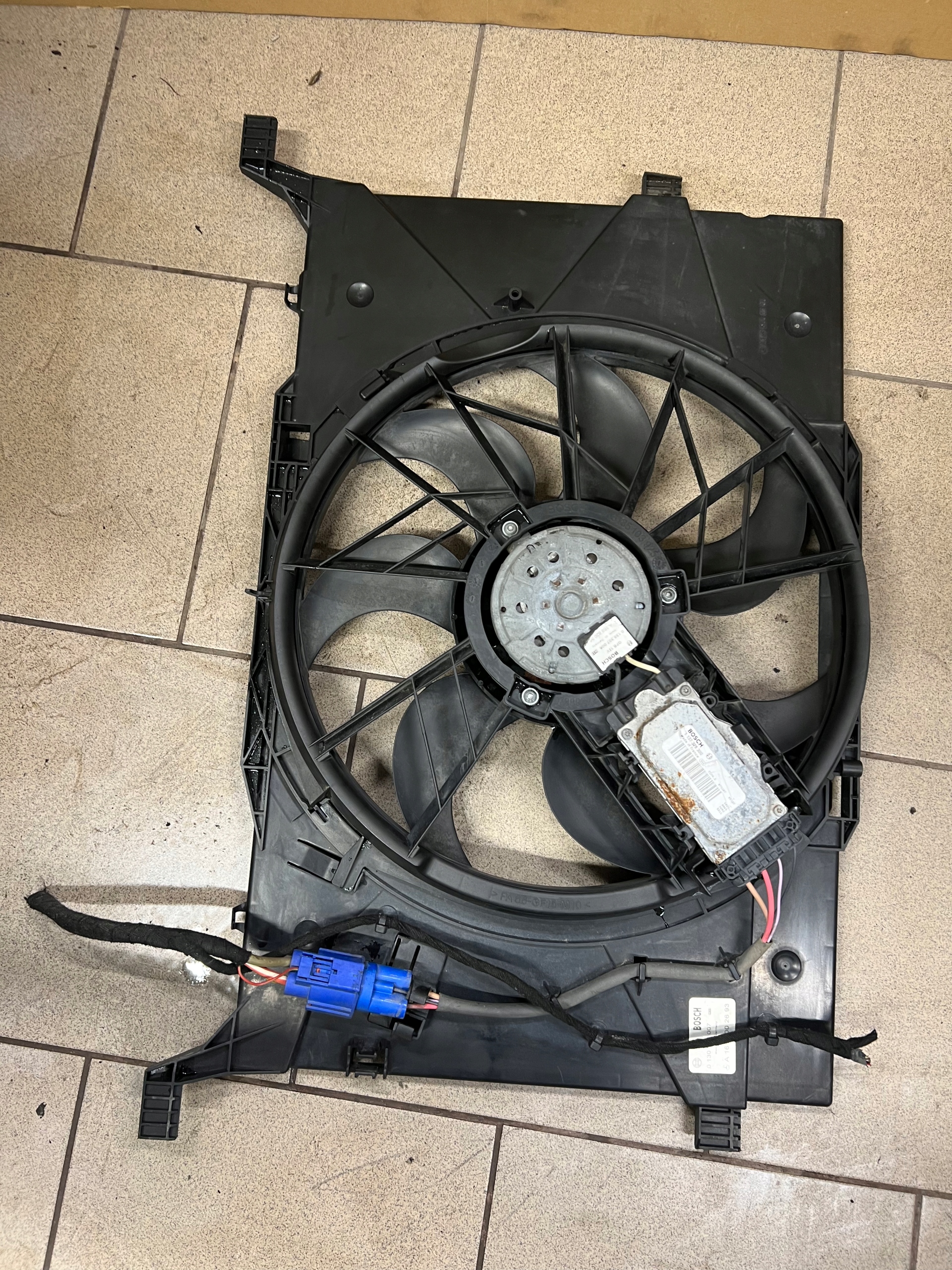 A1695002693 - Вентилятор радиатора mercedes A Class w169