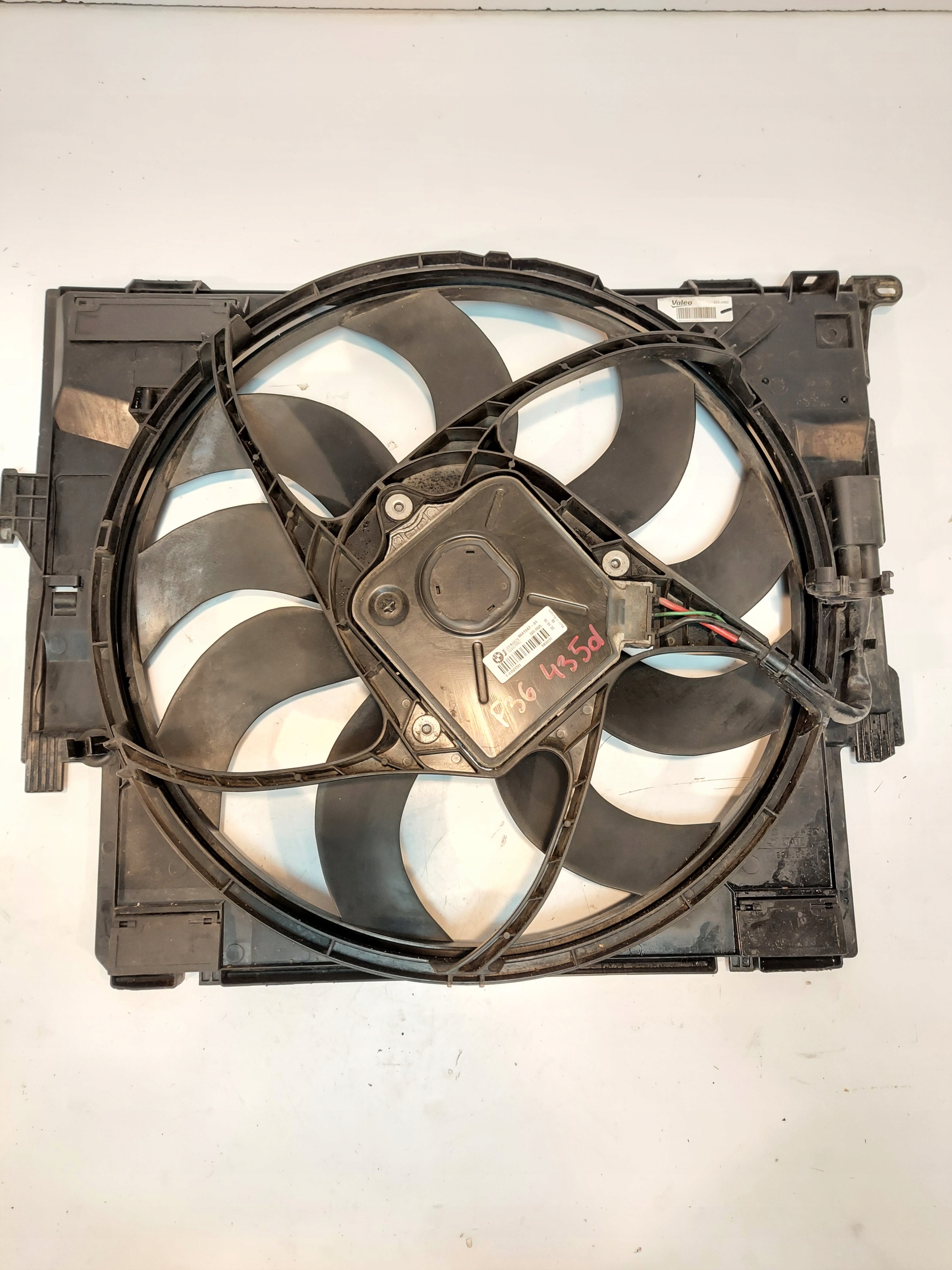 8641947 - Вентилятор водяного охлаждения BMW F36 F32 F30 8641965