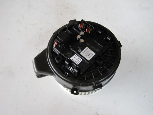 Вентилятор печі VOLVO XC60 XC 60 II F011500123