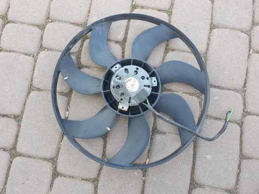16457006 - Вентилятор двигателя Opel Astra J IV 130308114