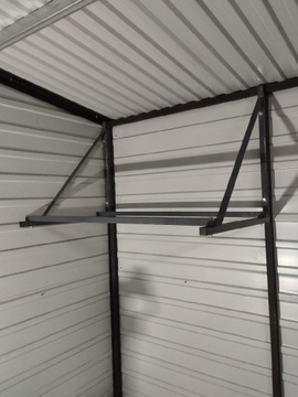 Полочная вешалка, подставка для дисков или шин