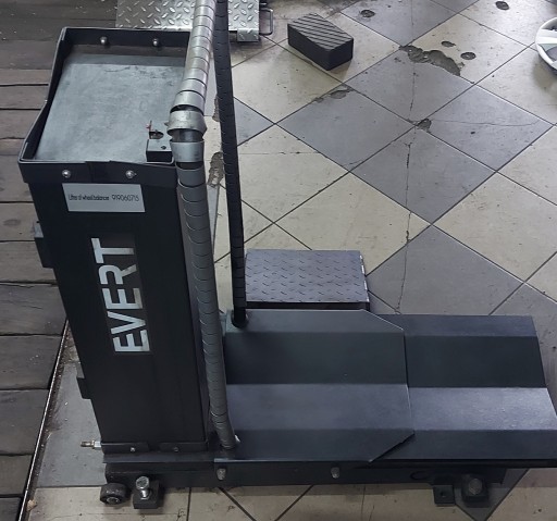 Колесный подъемник, подъемник для балансировочного станка EVERT