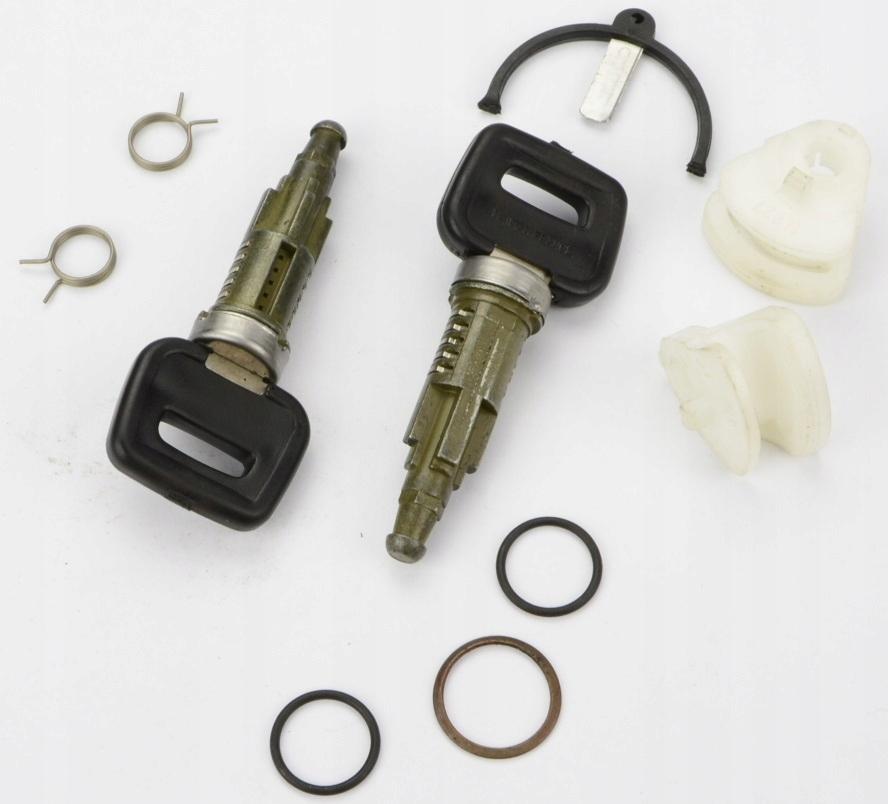 007 - Вставка замка DAF 95 ATI 1326235 набор из 2 ключей