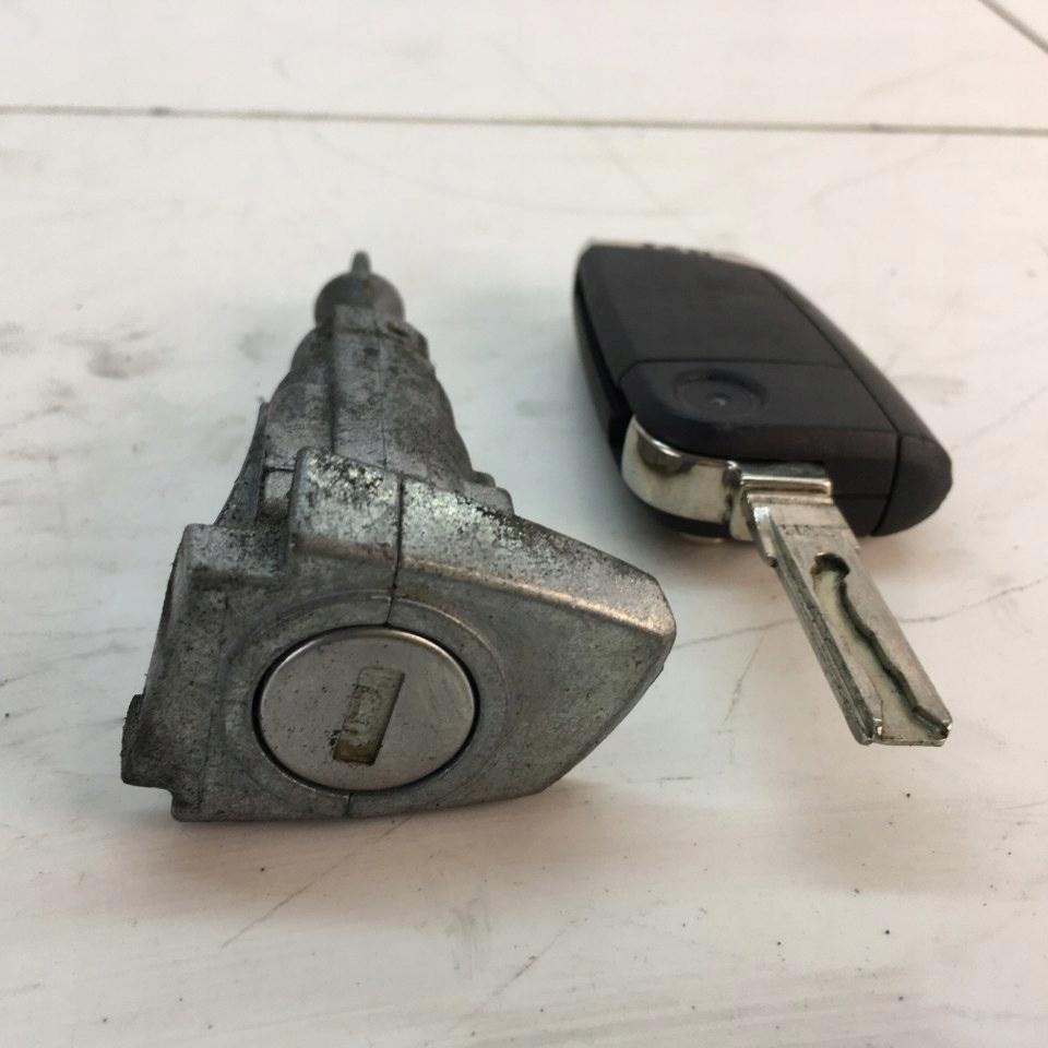 5G0167837 - Вставка замка L. P + ключ GTI VW GOLF VII 5G 14r