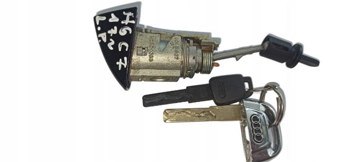 Вставка замка ключа автомобиля Audi A6 C7 4g1837167