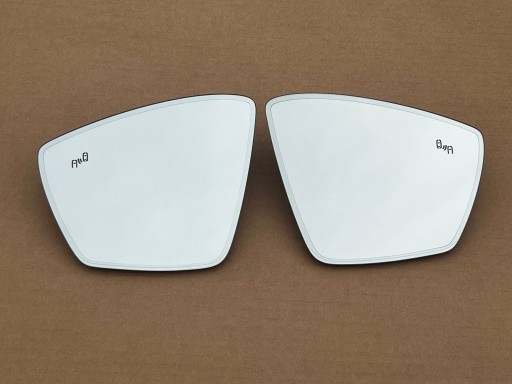 925-2092-001 925-2094-001 - Фотохромні дзеркальні вставки з помічником Skoda Karoq