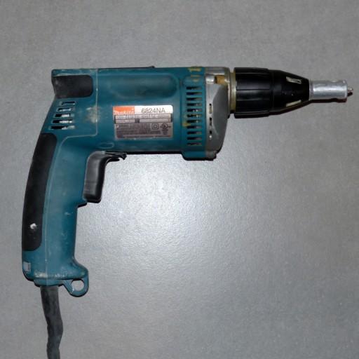 Ударная отвертка Makita 6824NA, длинный кабель, 15 м, гипсокартон