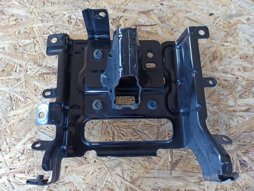 13DSR1751 - Кронштейн кріплення бампера передній P Dodge RAM 13-18