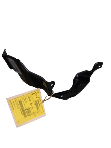 RF7N1356XA - Кронштейн інтеркулера - Mazda 3 BK Mazda 5 CR