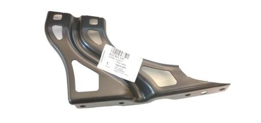 8U0821135 8U0821136 - Кронштейн переднього крила Audi Q3 2012-2018