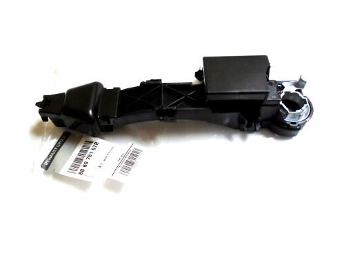 806078197R - Кронштейн ручки дверей PP Renault Master III orig