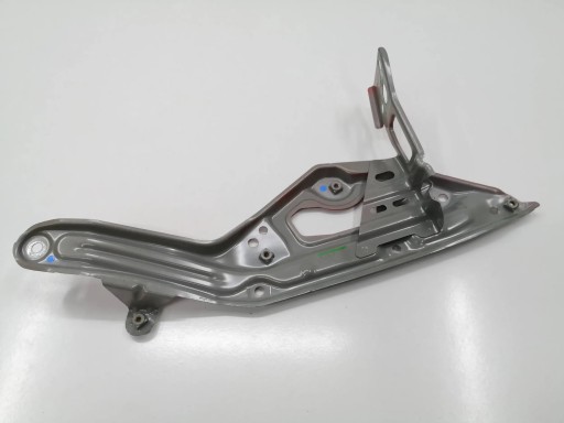 631476725R - Кронштейн крепление крыла кронштейн Renault Twingo III 3 14-левый