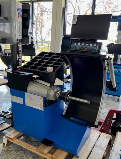 Балансувальний верстат Hofmann GEODINE 6800-2p