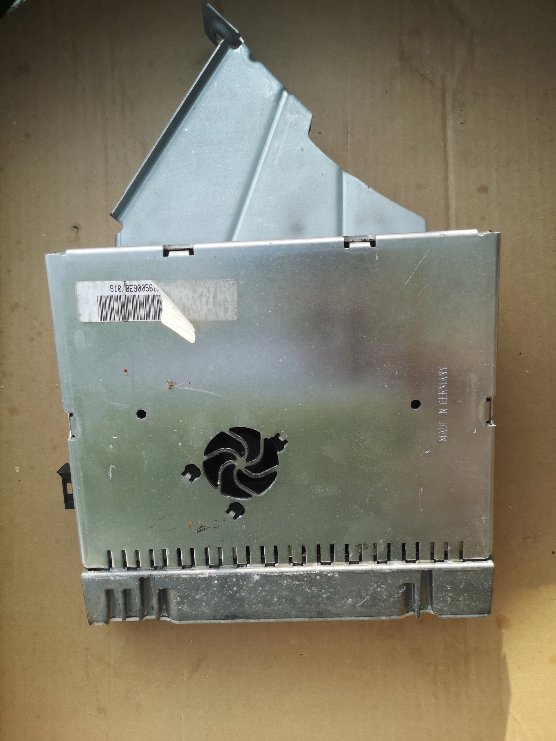 2118706789 - Усилитель AGW HARMAN Mercedes W219 CLS W211