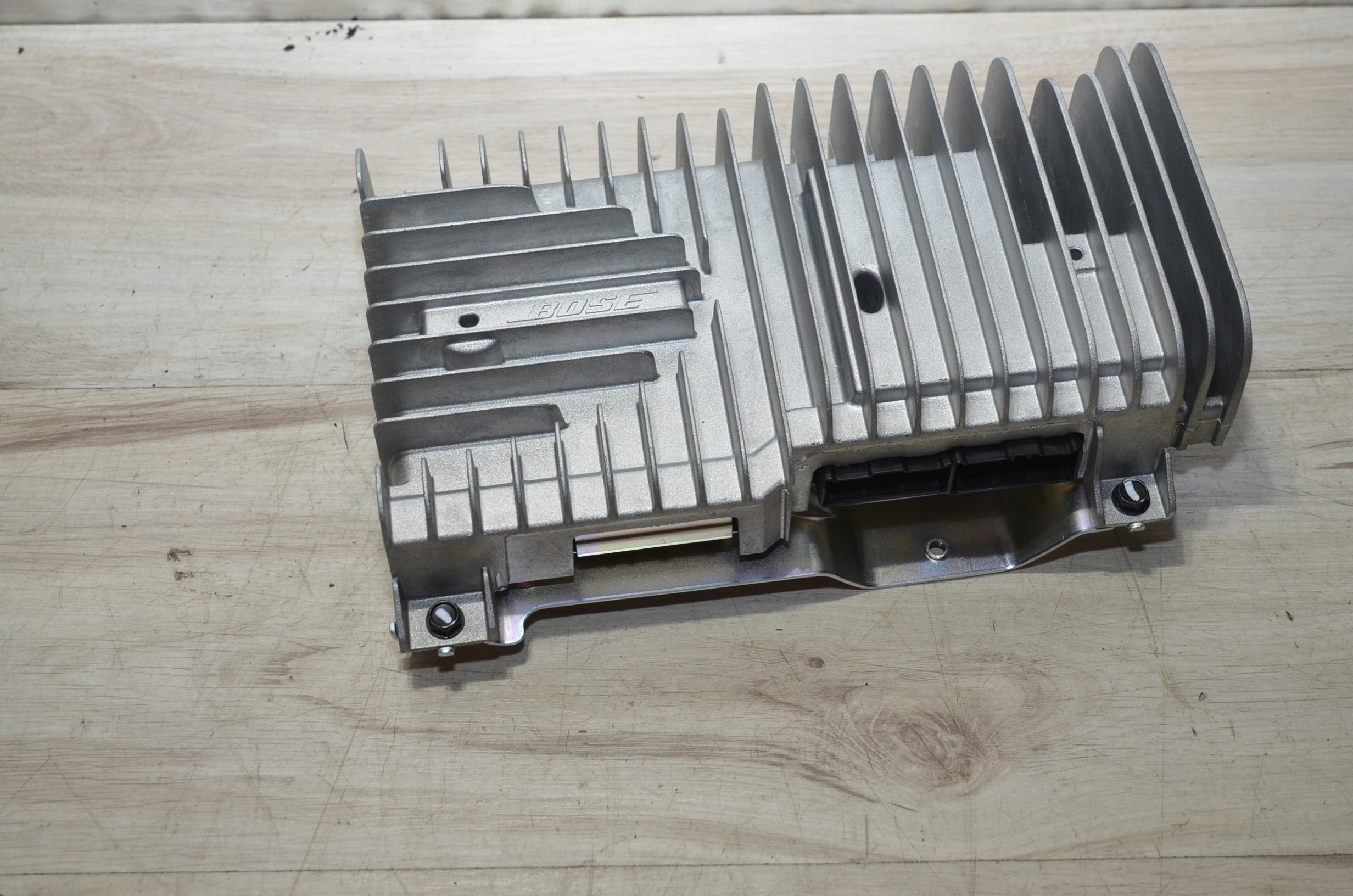 T.607100178 - Усилитель BOSE 28060-1ak0b Nissan Murano Z51 09