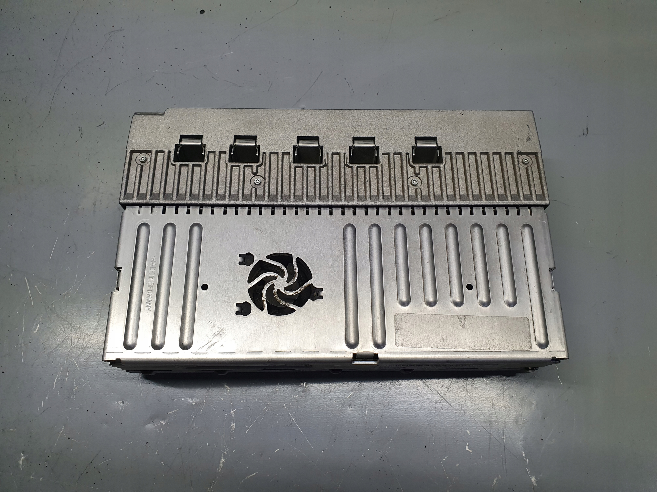 A2218705089, 2218705089, - Усилитель Harman Kardon HK Mercedes S-Class W221