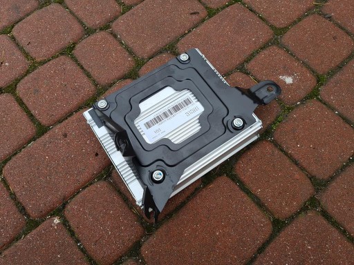 13352132 - Усилитель INFINITY звуковая система Opel Astra J IV