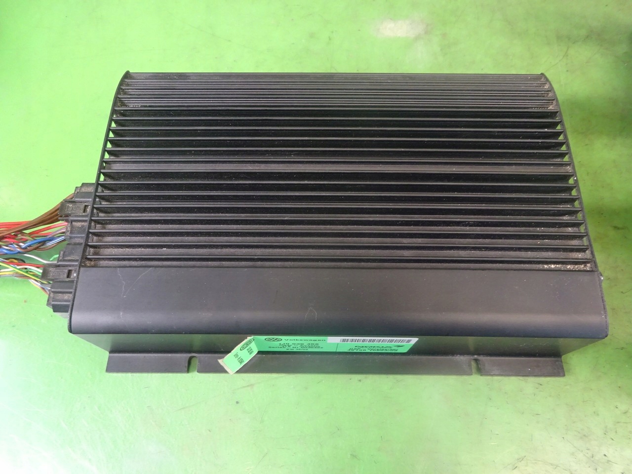 Усилитель VW PASSAT B5 1j0035456 99r