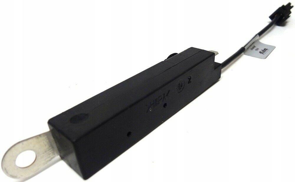 Усилитель антенны Mercedes W204 W212