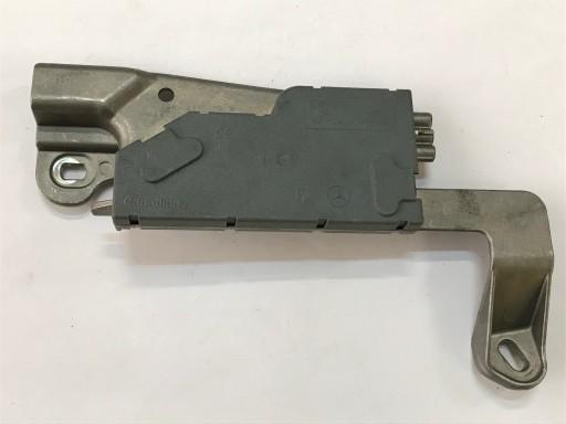 Усилитель антенны Mercedes W211 OE 2118270742