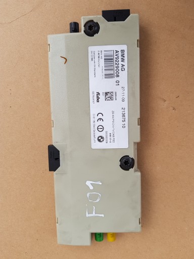 9229008 - Усилитель антенны diversity BMW 7 F10 F07 F01