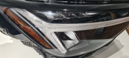 32492319 - Xc40 lift lamp правая світлодіодна основа сша