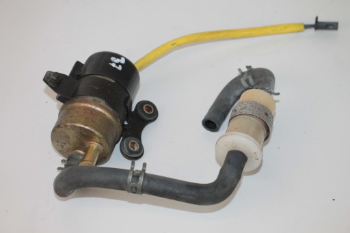 THUNDER600 28 - YAMAHA YZF 600 THUNDERCAT ПАЛИВНИЙ НАСОС