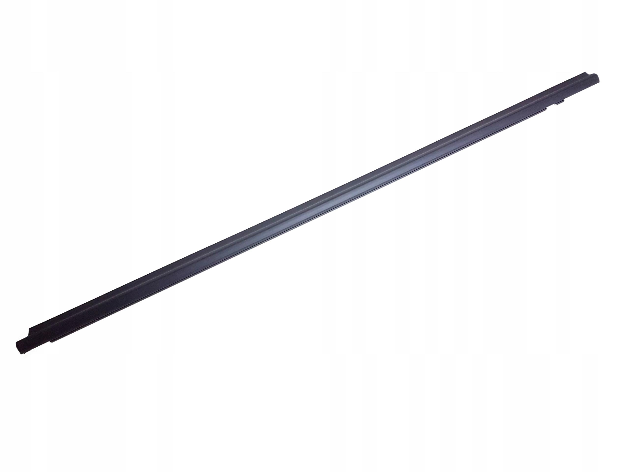 A68210-52130 - YARIS II 05-11 СКРЕБОК ПІДВІКОННЯ СКЛО ДВЕРІ ЛІВЕ