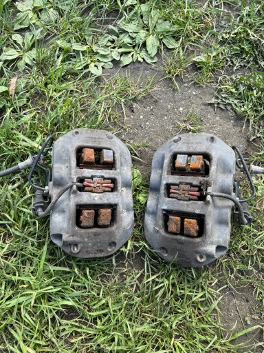 ЗАДНИЕ ТОРМОЗНЫЕ СУППОРТЫ BREMBO Q7 4L TOUAREG 7L CAYENNE 209535031A