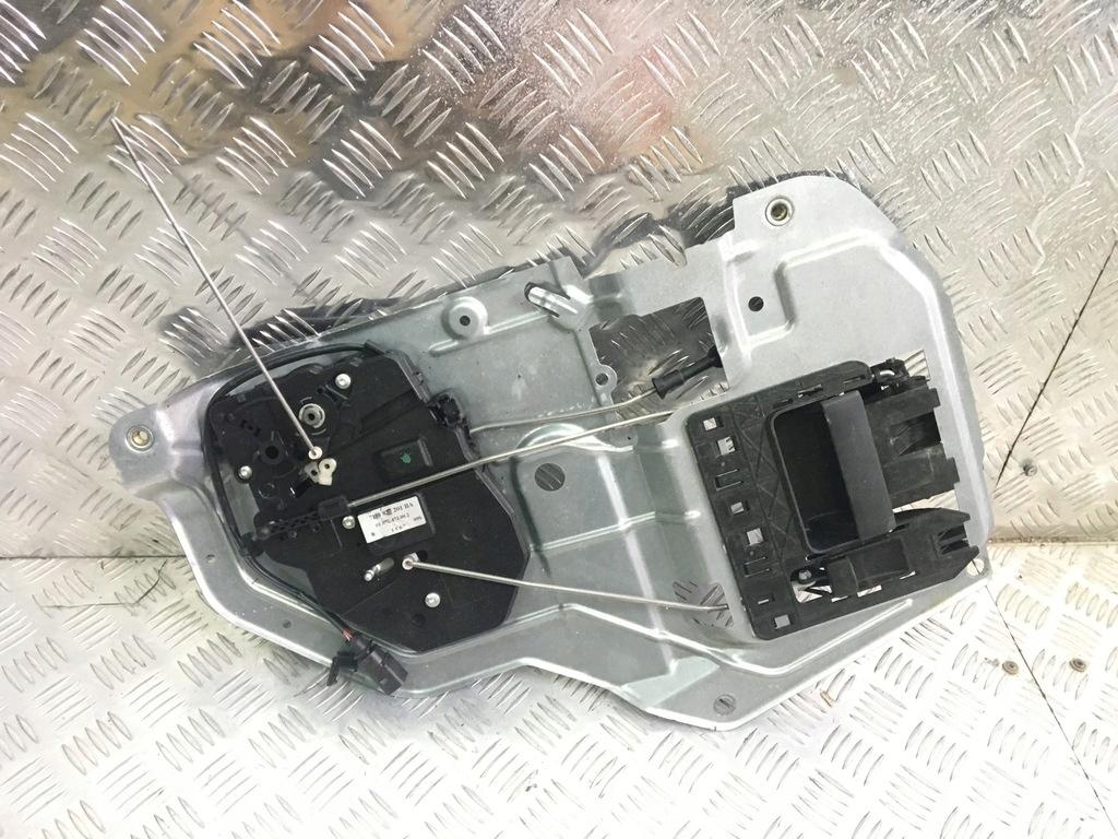 Замок правой боковой двери VW T5 7h0827201ba 03-12