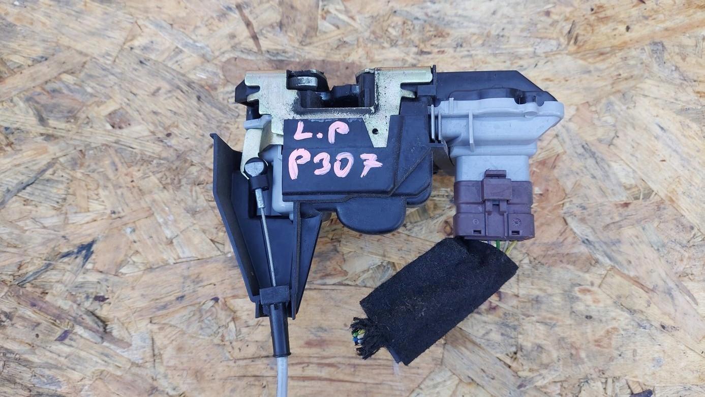 ЗАМОК ДВЕРИ ВОДИТЕЛЯ ЛЕВЫЙ ПЕРЕДНИЙ PEUGEOT 307 LIFT