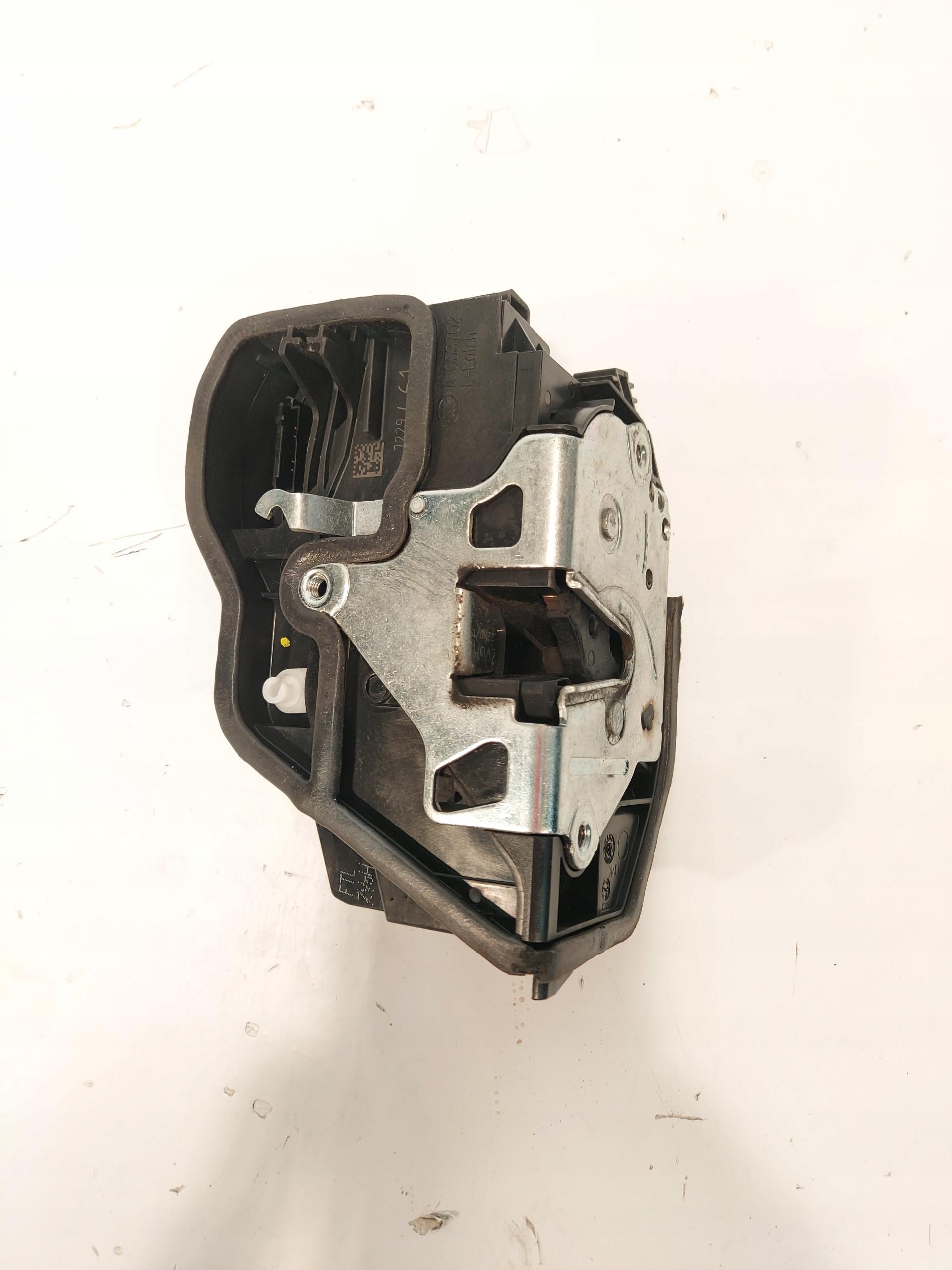 Замок двери ПД Л 4 PIN BMW E82 E87 7229461