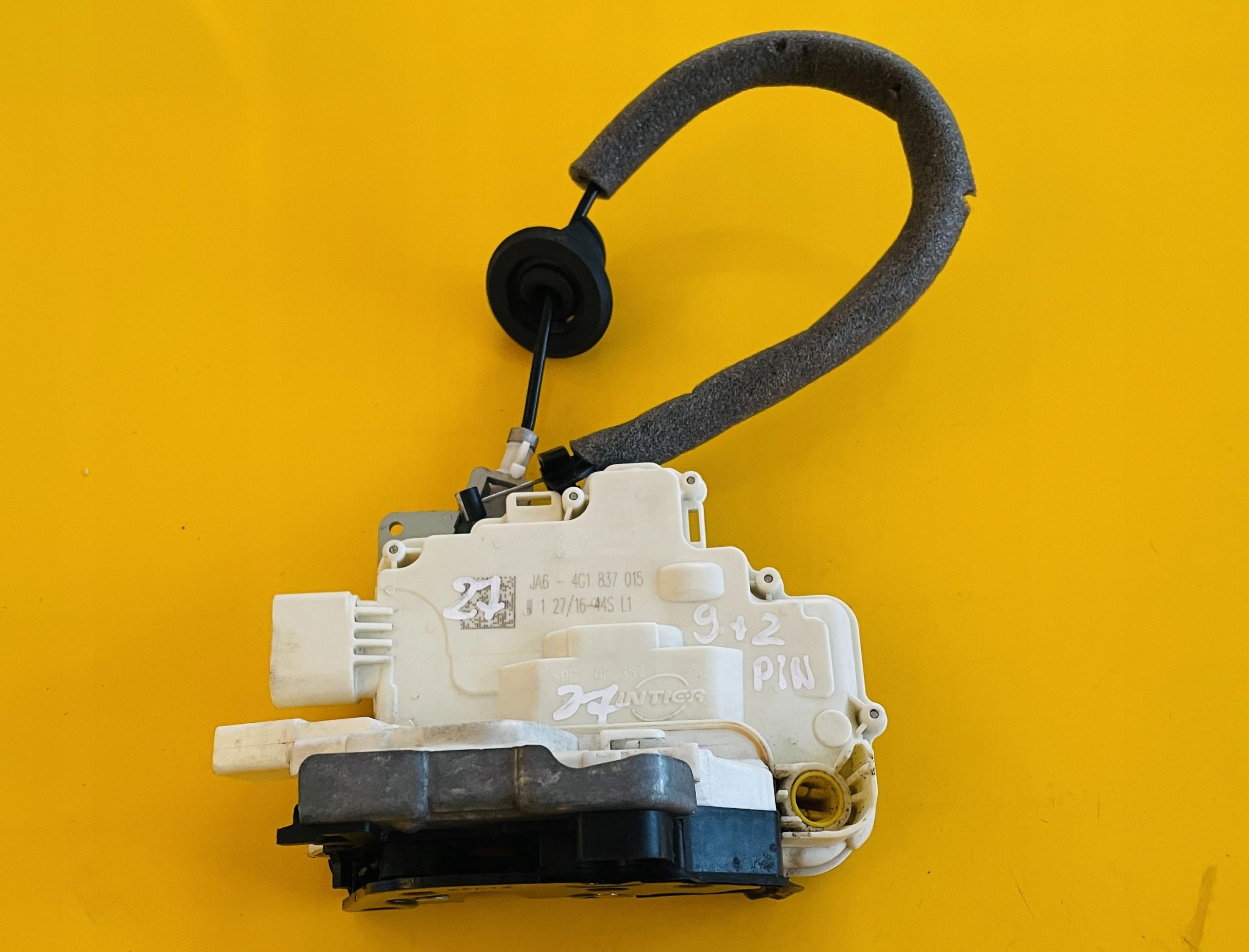 11 9+2 - Замок двери левый передний AUDI A6 C7 4G1837015 EU 9 + 2