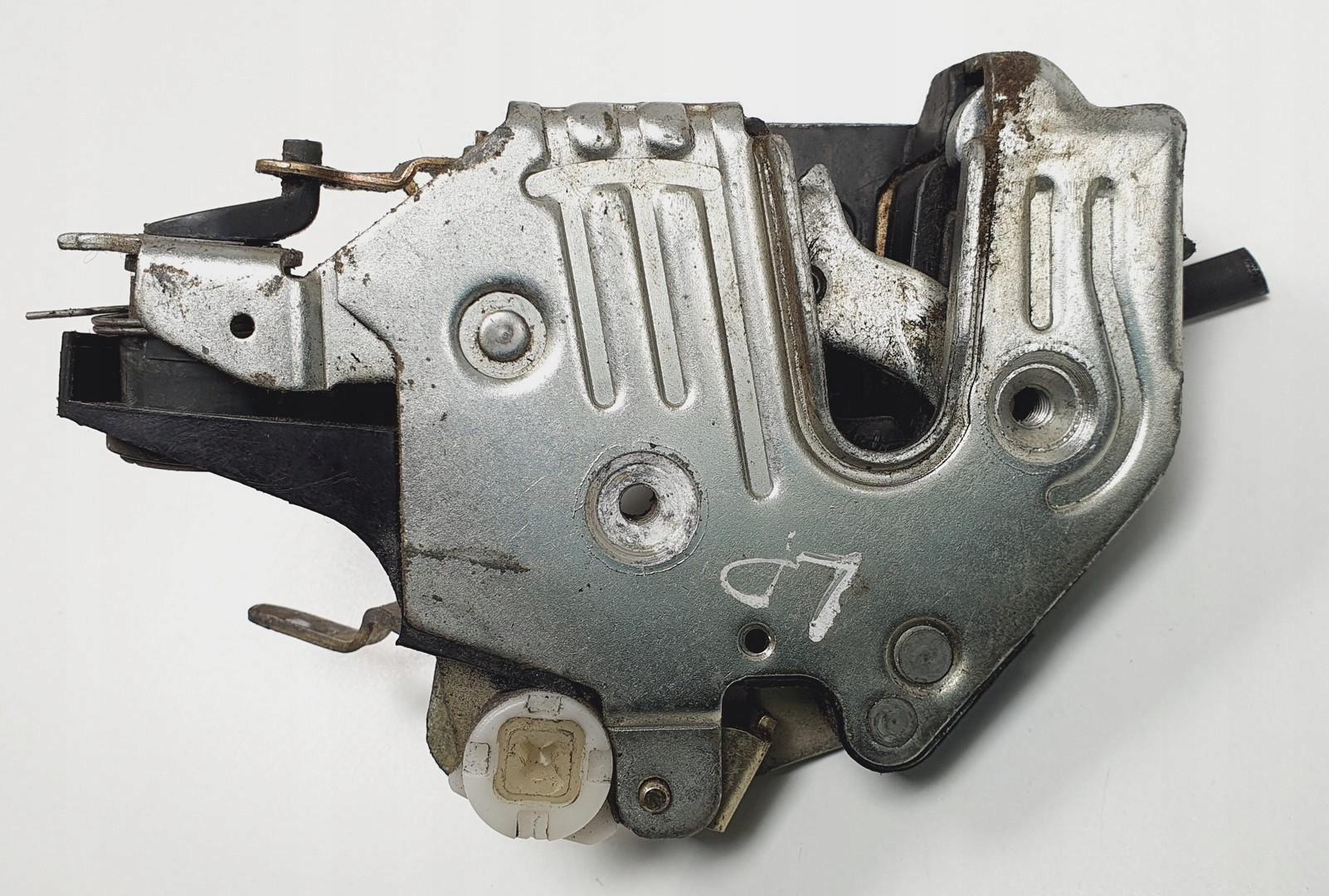 Замок двері лівий передній MERCEDES W124 Європа