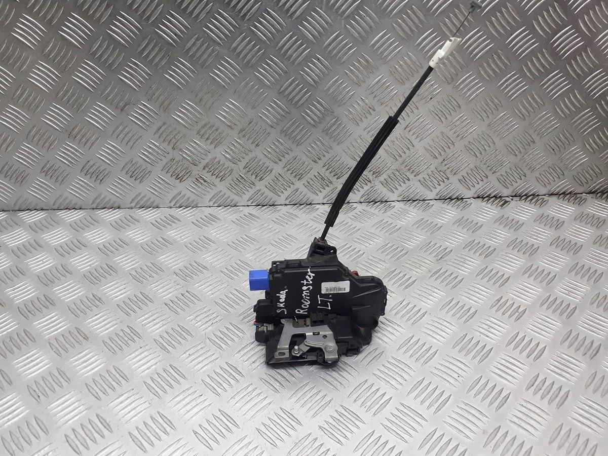 ЗАМОК ДВЕРИ ЛЕВЫЙ ЗАДНИЙ SKODA ROOMSTER 5J7839015A