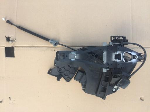 Замок двери левый задний VOLVO S40 V50 задний 2004-2010