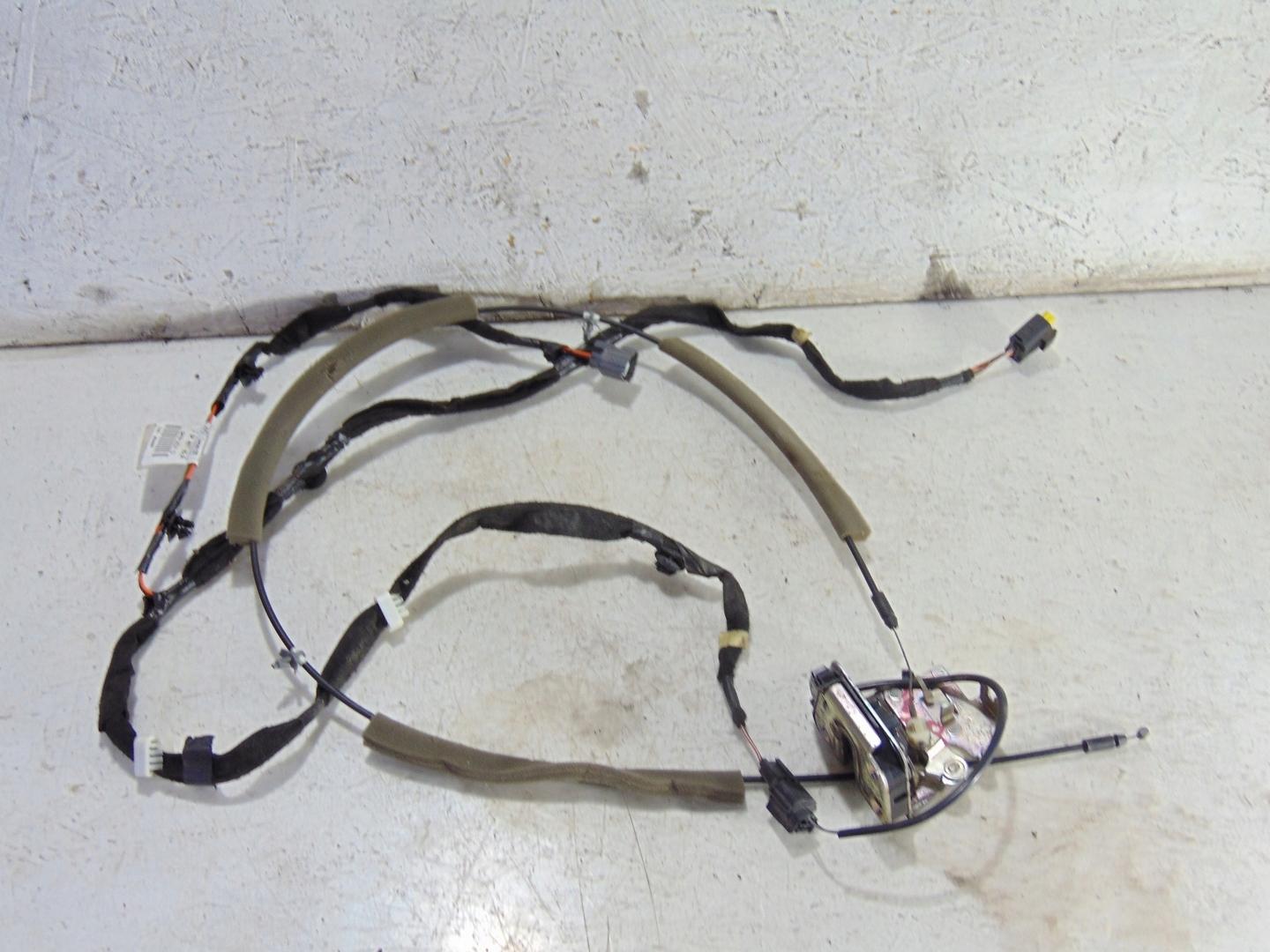 ЗАМОК ДВЕРИ СПРАВА СЗАДИ MASTER III MOVANO B