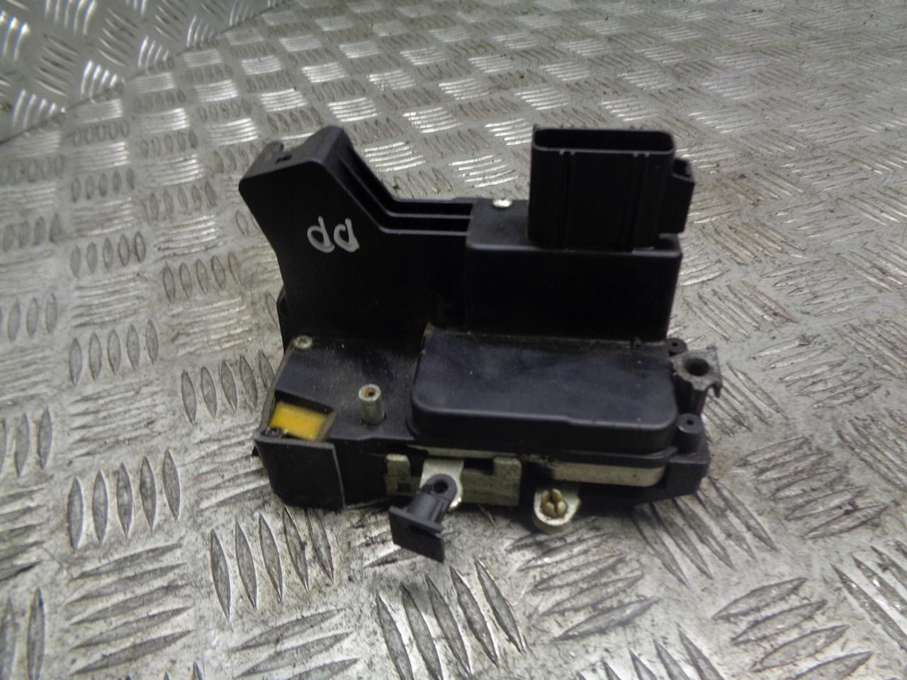 ЗАМОК ПЕРЕДНЕЙ ПРАВОЙ ДВЕРИ FORD FIESTA MK6 4PIN