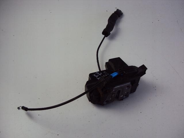 ЗАМОК ПЕРЕДНЕЙ ПРАВОЙ ДВЕРИ RENAULT LAGUNA III 07-15