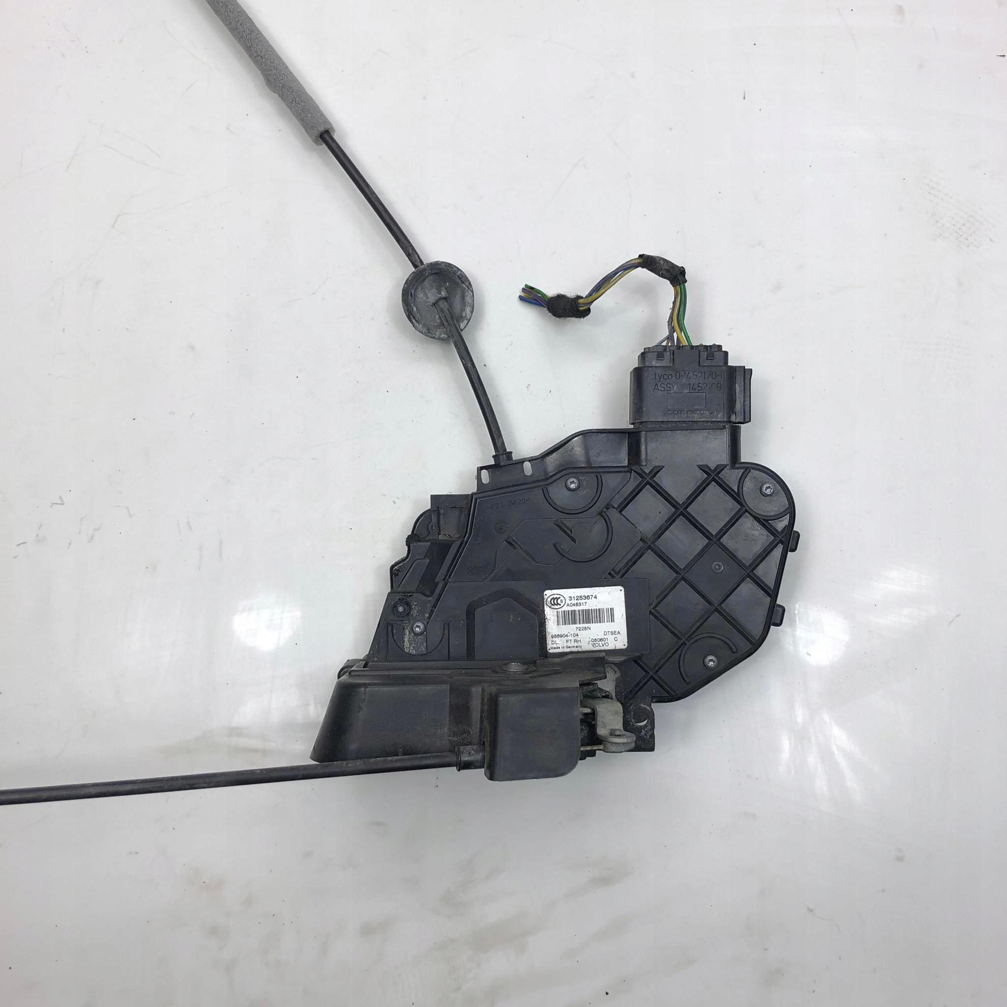 31253674 - Замок передньої правої двері V70 III S80 II