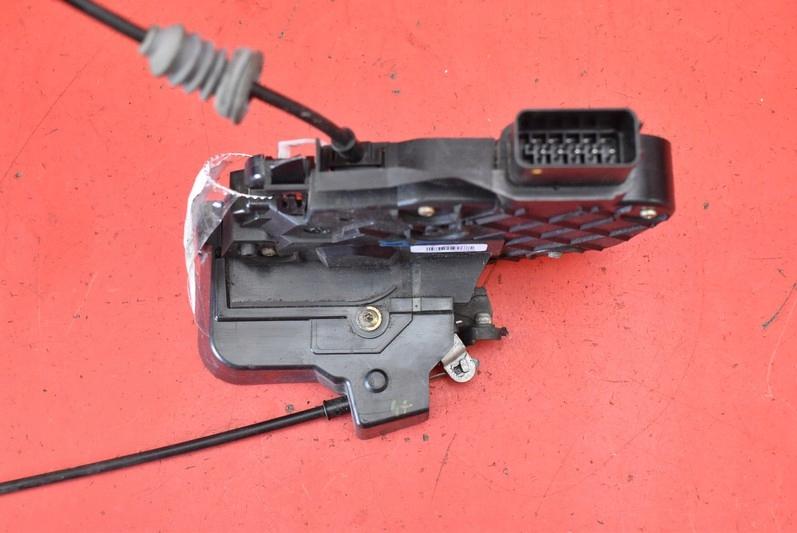 Замок передньої правої двері VOLVO S40 V40 2 II 05R