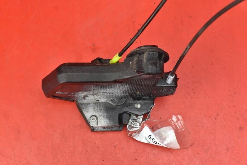 ЗАМОК ЗАДНЬОЇ ПРАВОЇ ДВЕРІ TOYOTA COROLLA VERSO 1 І 03R