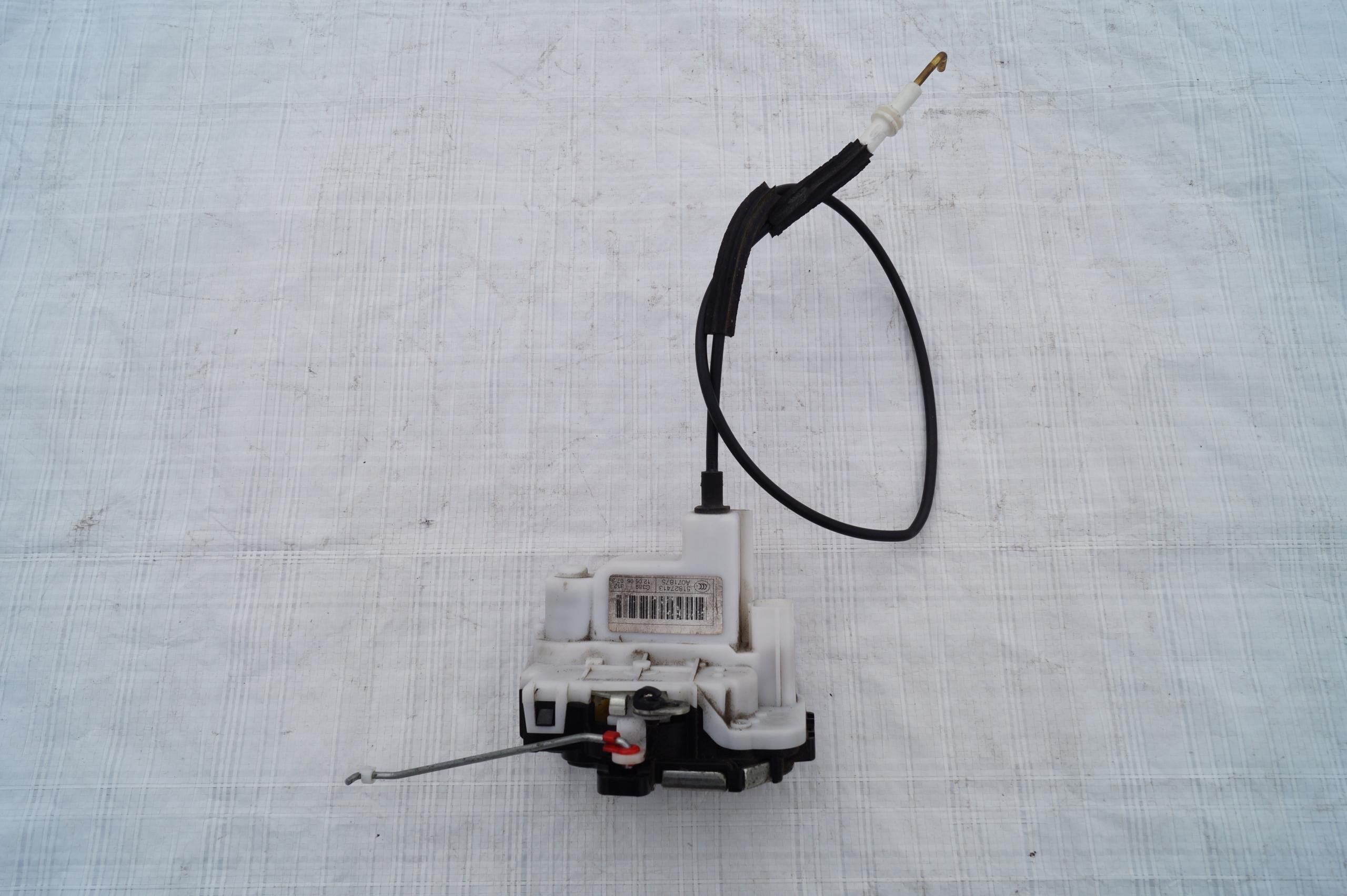 51827413 A071875 - ЗАМОК ПЕРЕДНЬОЇ ЛІВОЇ ДВЕРІ FIAT 500 07-14 5 КОНТАКТІВ