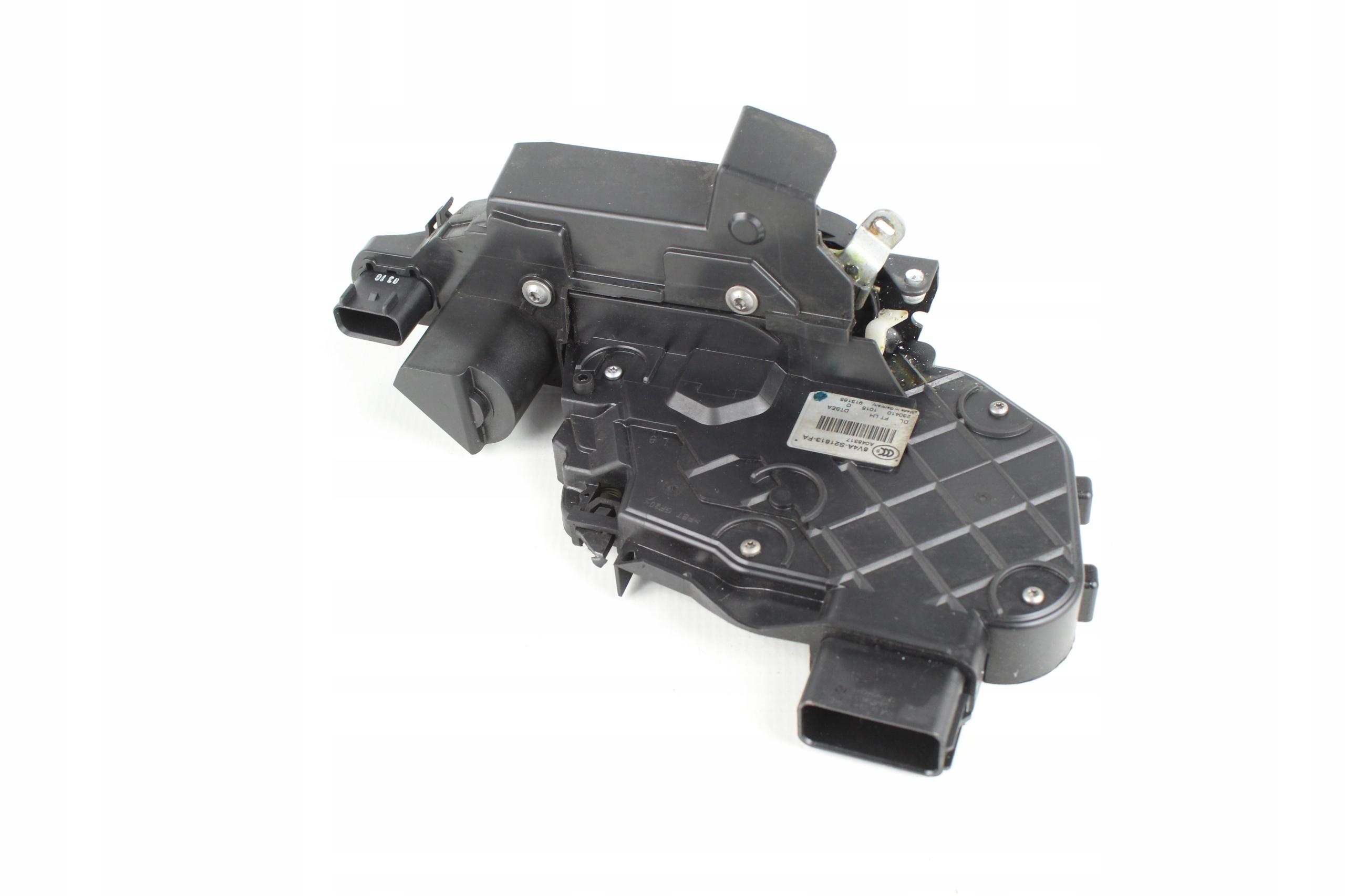 8V4A-S21813-FA - ДВЕРНОЙ ЗАМОК ЛЕВЫЙ ТРОС KUGA MK1 KEYLESS KEYFREE