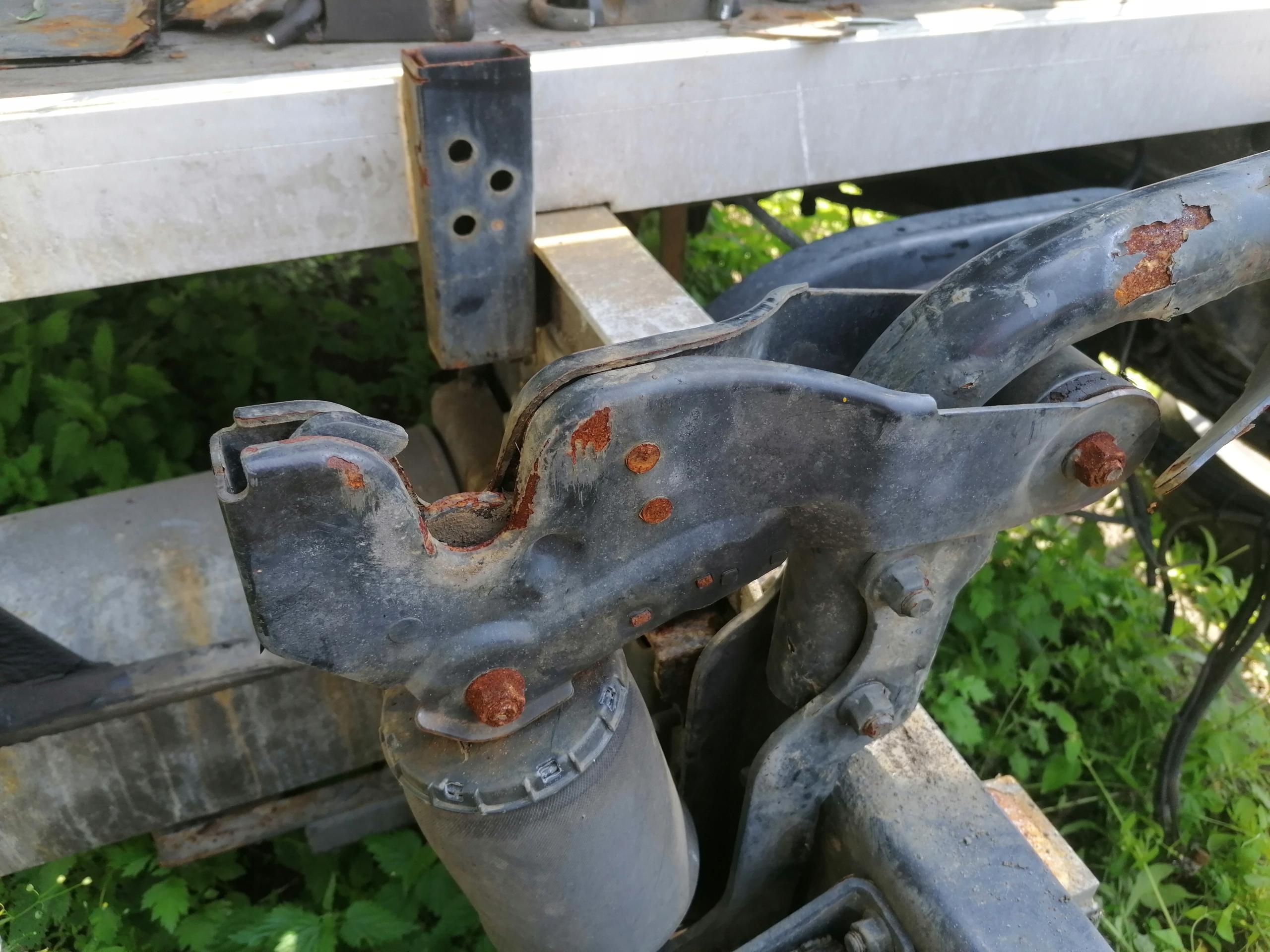 ЗАМОК КАБИНЫ ЗАДНИЙ ПРАВЫЙ MAN TGL