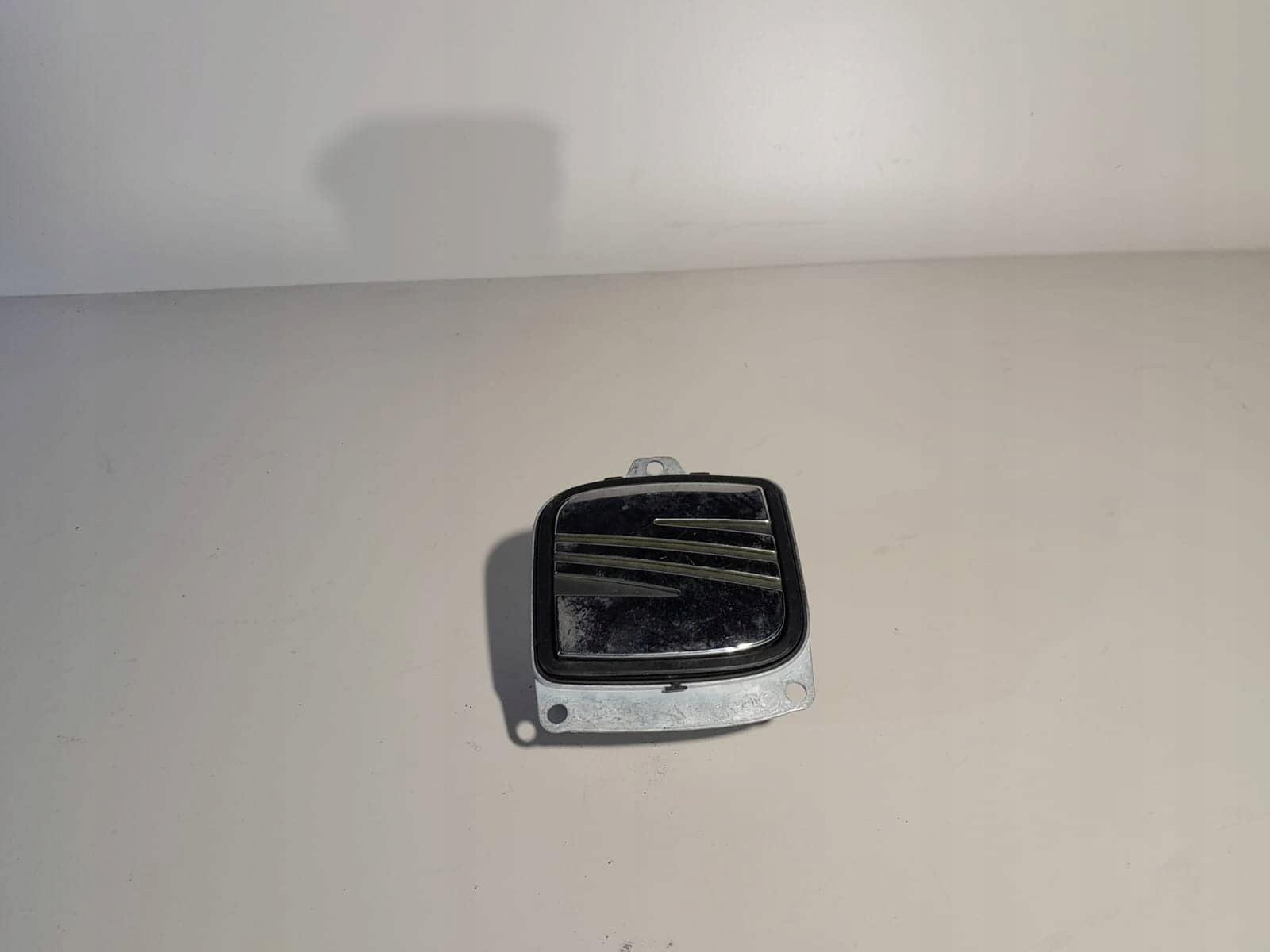 ЗАМОК РУЧКА ДВЕРИ БАГАЖНИКА SEAT LEON II