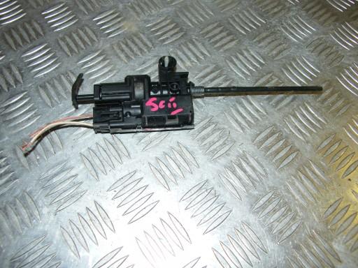 ЗАМОК КРИШКИ ПАЛИВНОГО БАКА GRAND SCENIC III